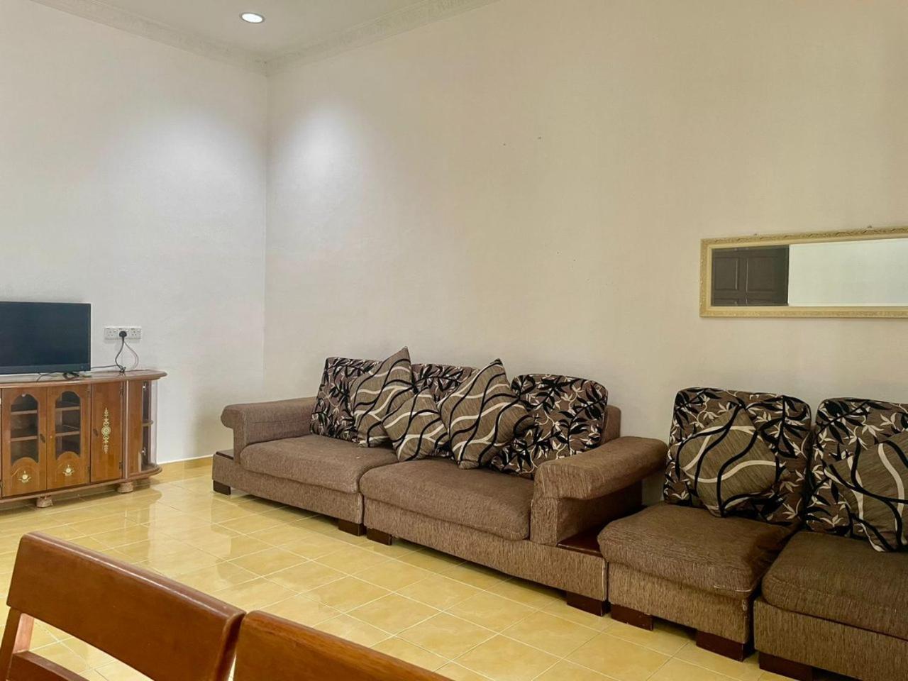 Dz Residence Tunjong Kota Bharu Buitenkant foto